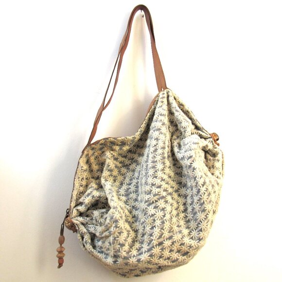Anthropologie Daisy Beach Hobo Bag - Picture 4 of 7